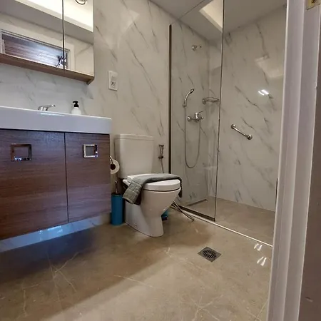 The Cocoon And Olives Hut *