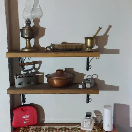 Vilă The Cocoon And Olives Hut *