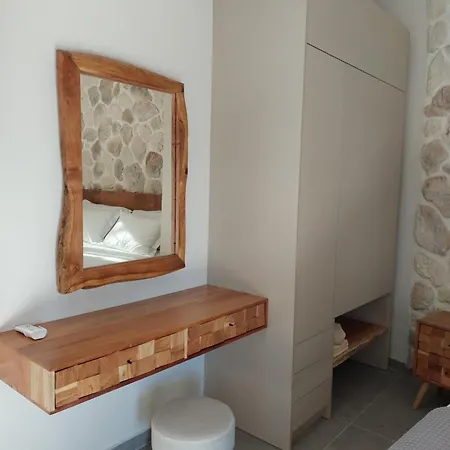 The Cocoon And Olives Hut *