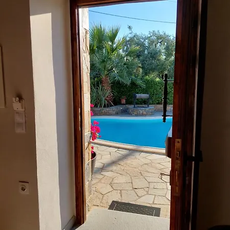 The Cocoon And Olives Hut *