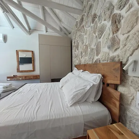 Vila The Cocoon And Olives Hut *