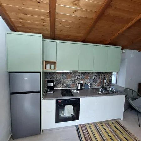 The Cocoon And Olives Hut Villa *