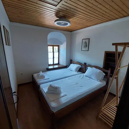 Villa The Cocoon And Olives Hut *