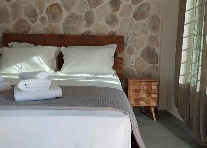 The Cocoon And Olives Hut Вилла *