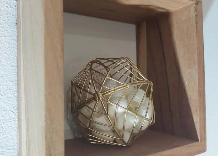 The Cocoon And Olives Hut 别墅