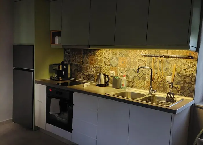 Вилла The Cocoon And Olives Hut *