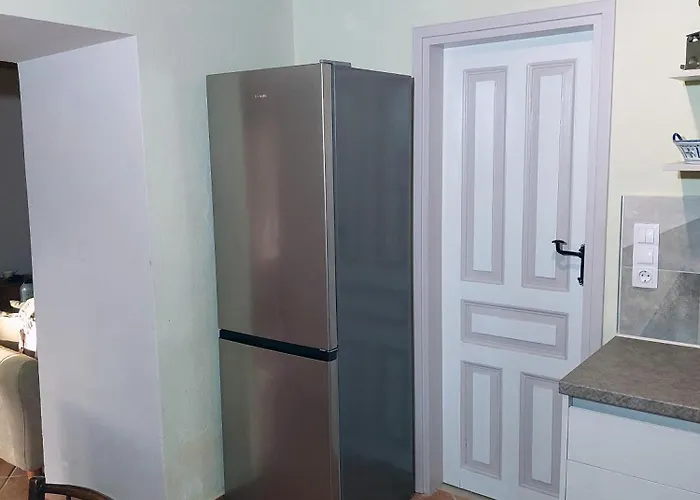 Вилла The Cocoon And Olives Hut Коропи