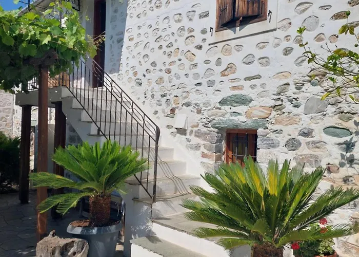 The Cocoon And Olives Hut Вилла